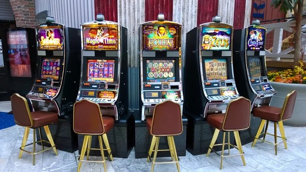 33l Ekor Number live-dealer studio with HD broadcast and number display board